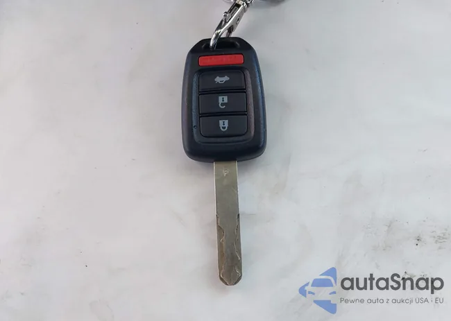 1HGCR2F52HA146182: 43085657