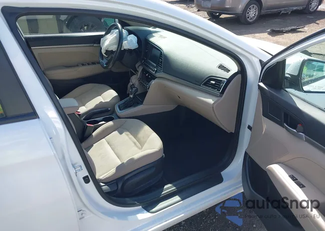 5NPD84LF2JH322399: 43085743