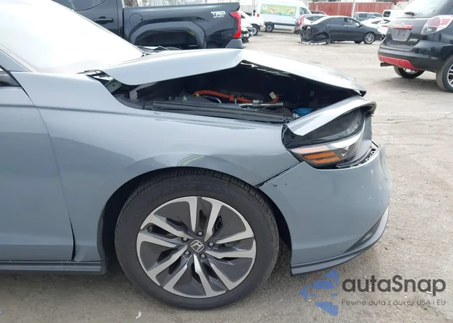 1HGCY2F52PA015268: 43084832