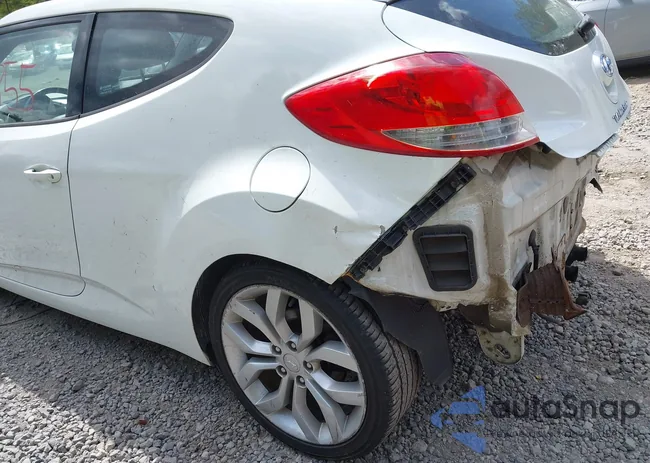 KMHTC6AD3DU172221: 43084855