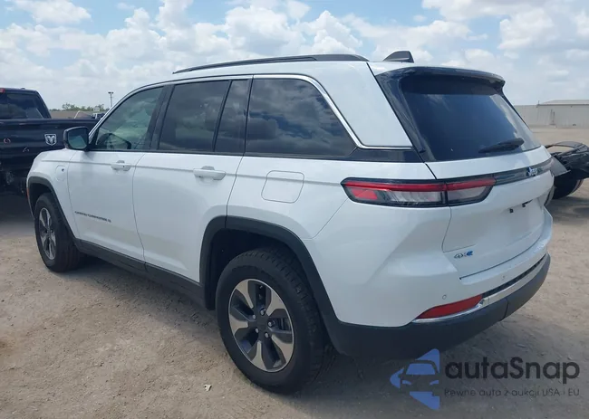 1C4RJYB67R8520733: 43084871