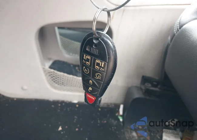 2C4RC1CG2DR808214: 43084873