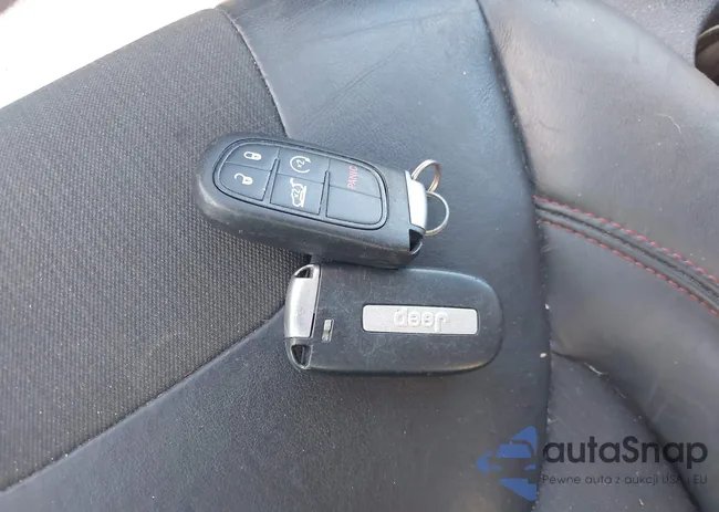 1C4PJMBS9HW665232: 43084914