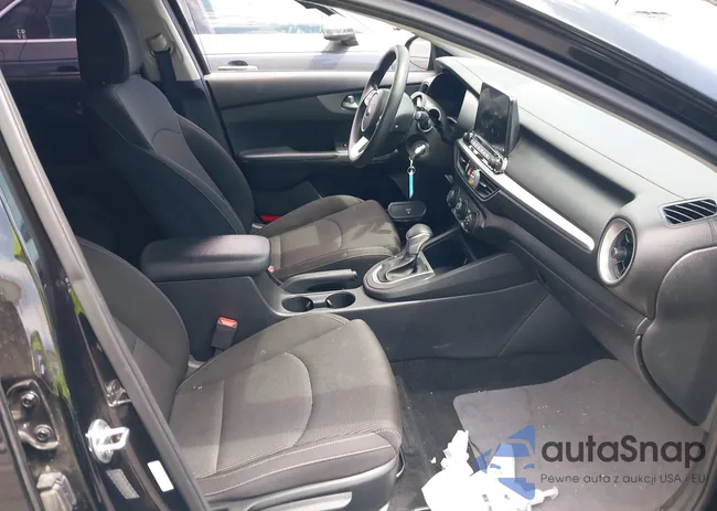 3KPF24ADXLE174814: 43086367