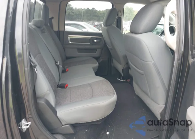 1C6RR7TT0HS610368: 43086376