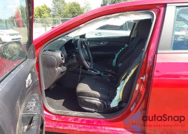 3KPF24AD6LE209512: 43086432