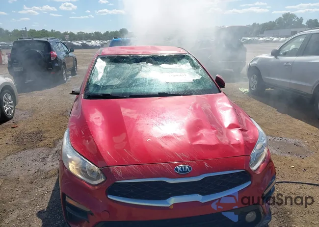 3KPF24AD6LE209512: 43086432