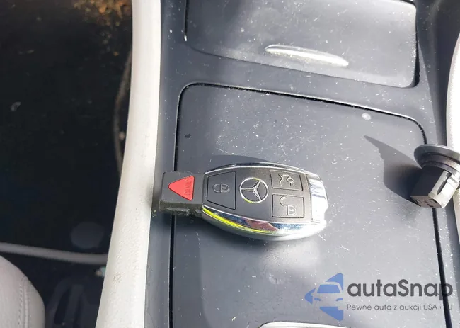 WDDSJ4EB0FN215208: 43086448