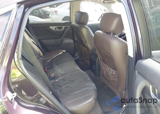 JN8AS1MW6AM851396: 43086570