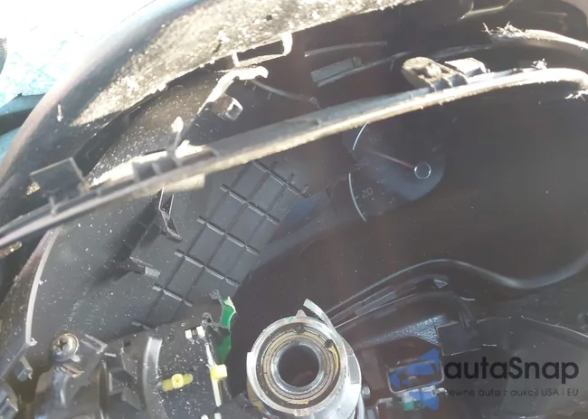 3KPF34AD1ME389268: 43086655