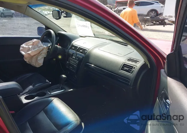 3FAFP08176R112568: 43086692