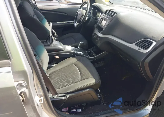 3C4PDCAB9JT195802: 43086701