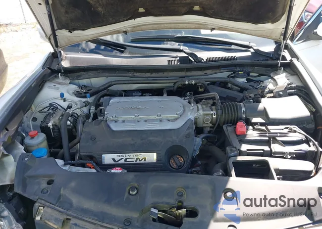 1HGCP3F87BA001071: 43085772