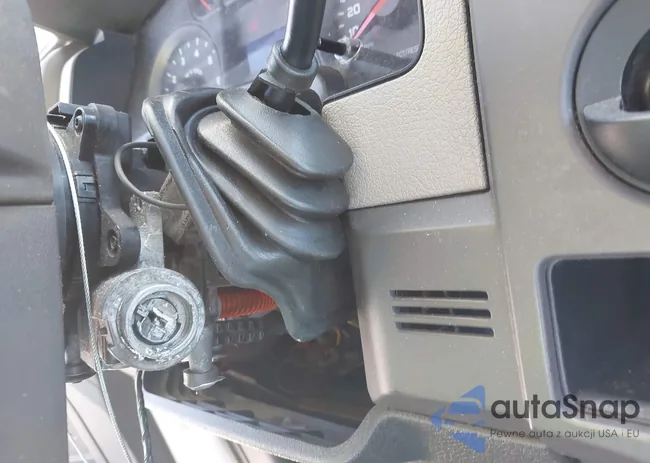 1FTMF1CW3AKB86127: 43085774