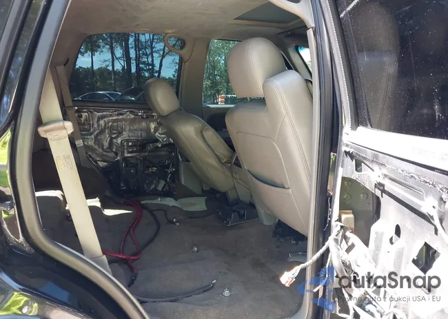 1GNEK13Z33R220207: 43085805