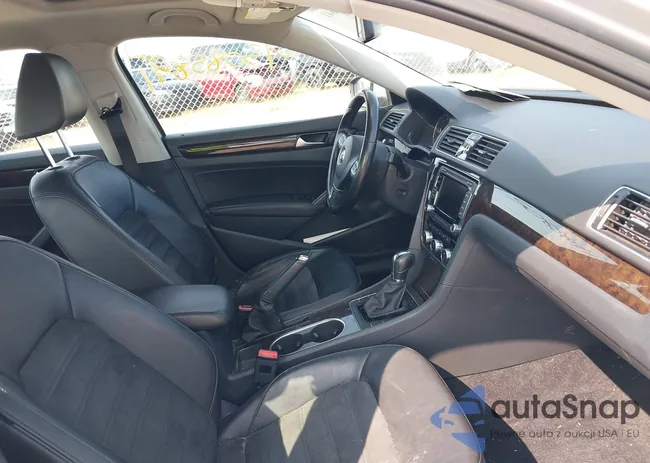 1VWCV7A34FC003245: 43085841