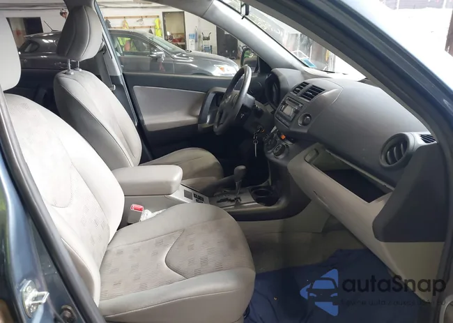 2T3BF4DV5CW257515: 43085842