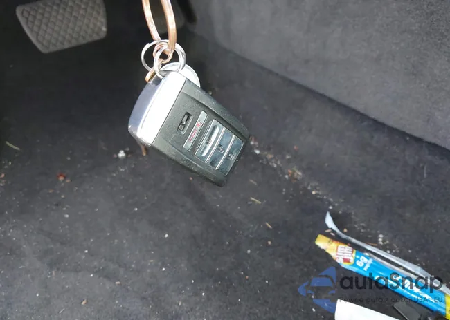 19UUB2F37KA005185: 43085861