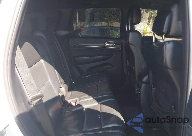 1C4RJFBG8FC214615: 43086059