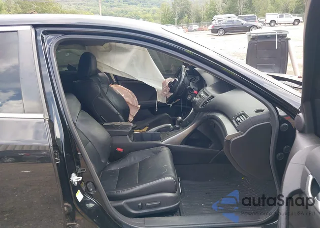 JH4CU2F60EC001064: 43086062