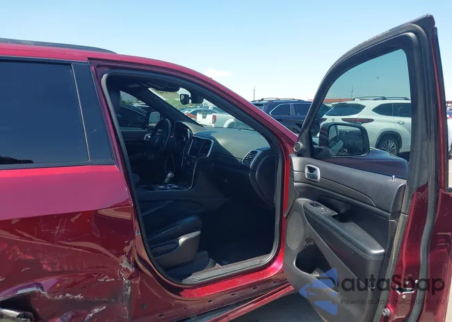 1C4RJEAG6JC314751: 43087178