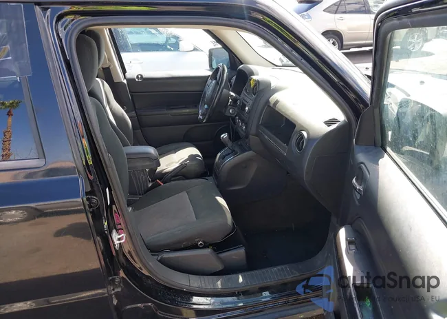 1C4NJPFBXDD181420: 43087228