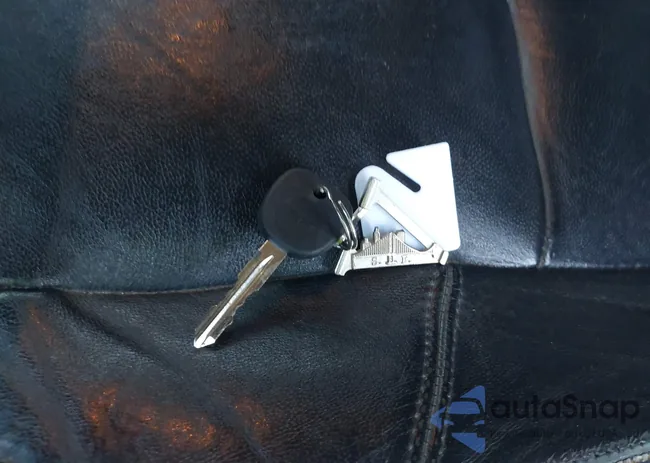 3GNFK12327G268840: 43087258