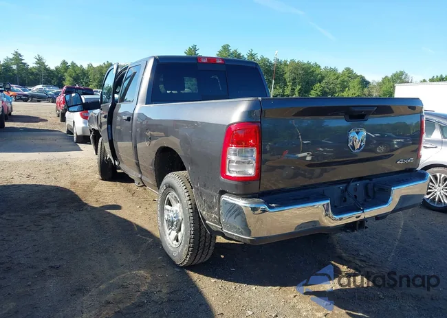 3C6UR5CJXRG158855: 43087462