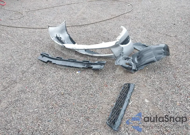 2T1KU4EE2AC219140: 43087469