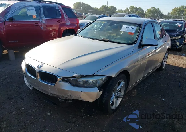 WBA3C1G54DNR48483: 43087480