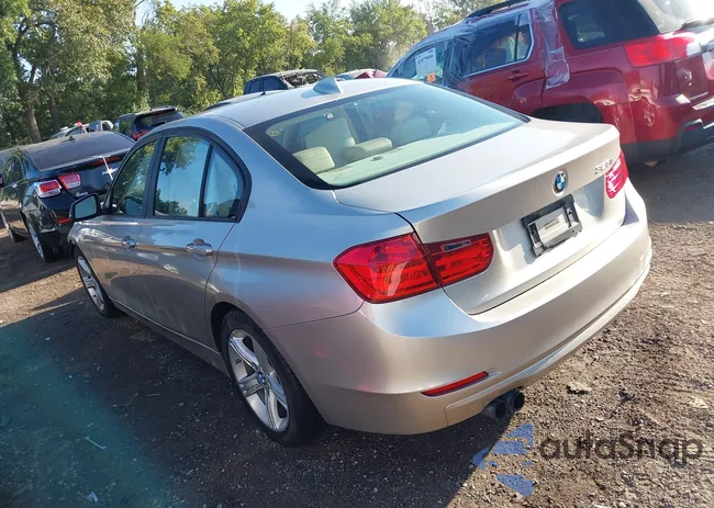 WBA3C1G54DNR48483: 43087480