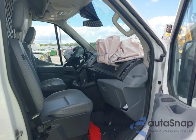 1FTYR2DM2HKA70763: 43087517