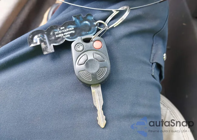 3FAHP0JG1AR283302: 43087551