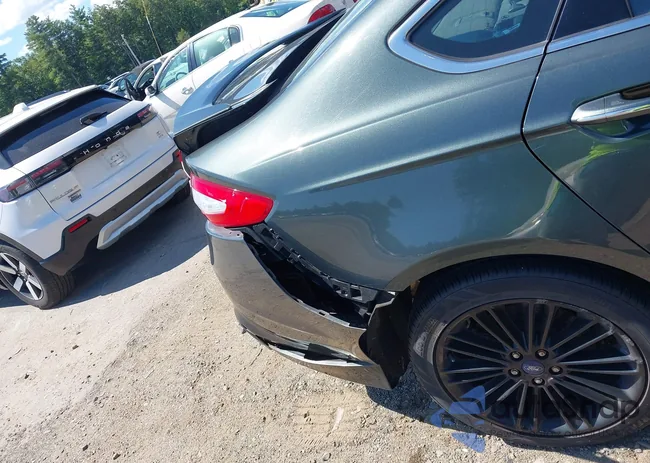 3FA6P0D94FR175560: 43087608