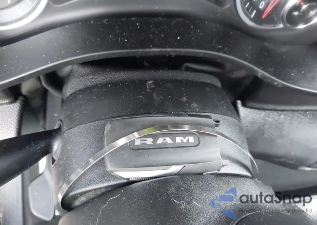 1C6RRFFG2KN882368: 43087646