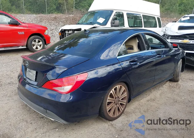 WDDSJ4EB1KN734374: 43086748