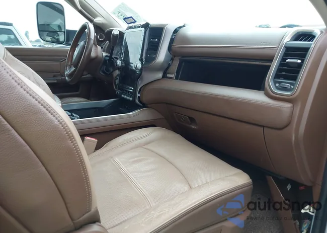 3C6UR5PL1KG545182: 43086783