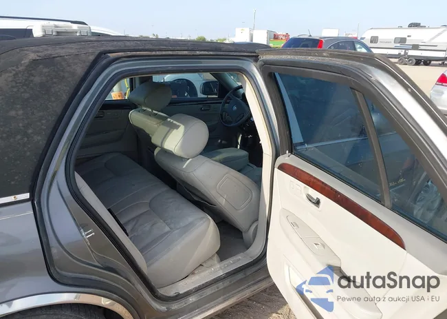 1G6KD57Y38U154893: 43086842