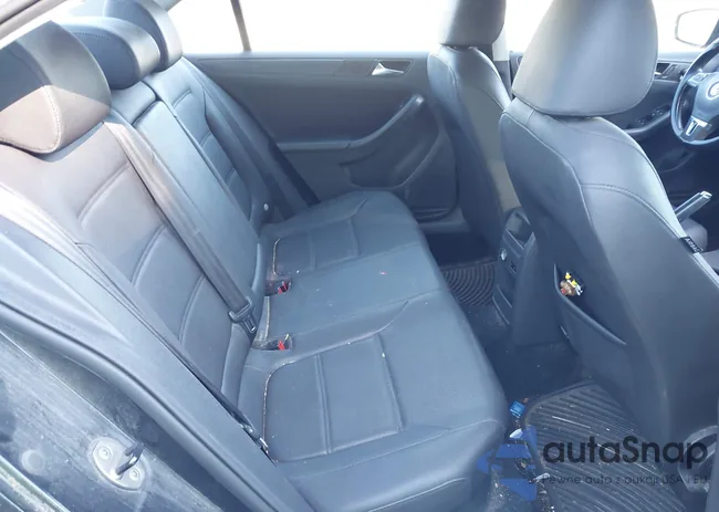 3VWDZ7AJ6BM329760: 43086885