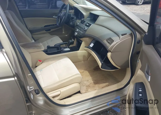 1HGCP26468A017987: 43087011