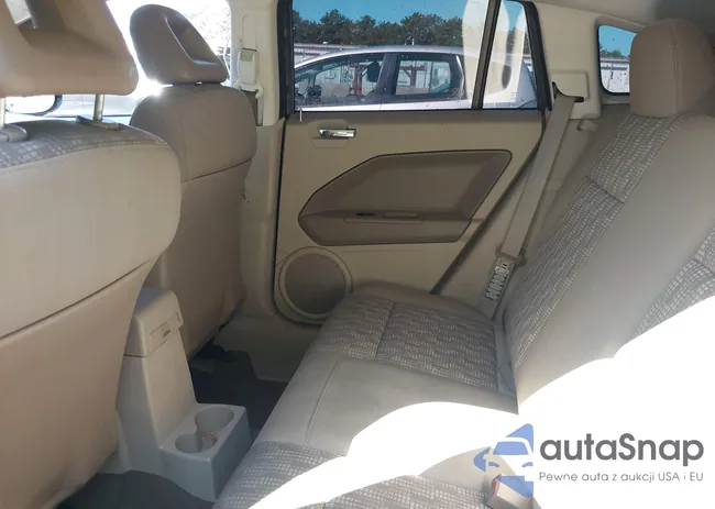 1B3HB28B68D505612: 43088452