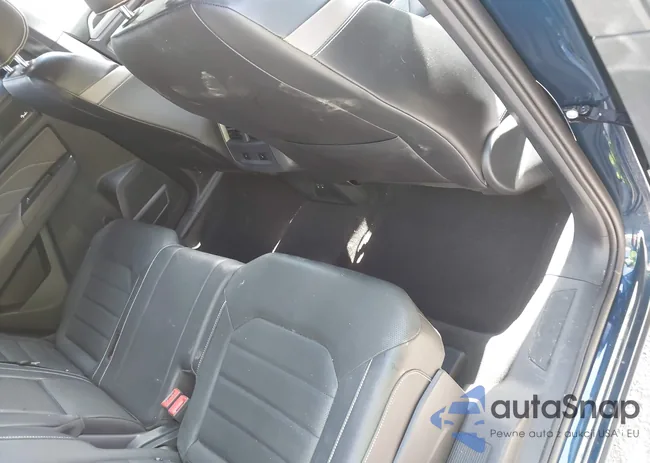 1V2TE2CA3MC202753: 43088652