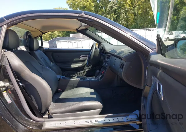 WDBKK49F73F281702: 43087783