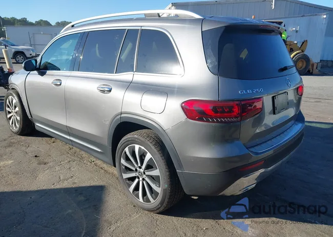 W1N4M4HB7MW133420: 43087815