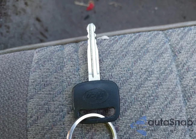 4TAVN73F0SZ001837: 43087852