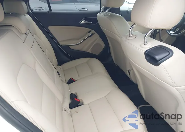 WDCTG4EB6GJ192419: 43087874