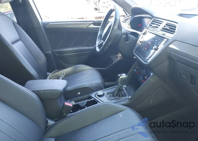 3VV8B7AX6NM106895: 43087911