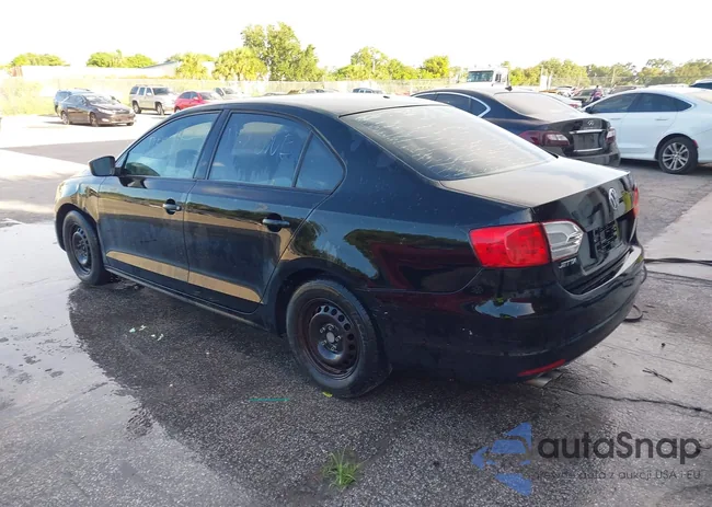 3VW2K7AJ3EM398082: 43087958