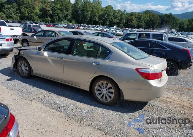 1HGCR2F88EA143941: 43087978