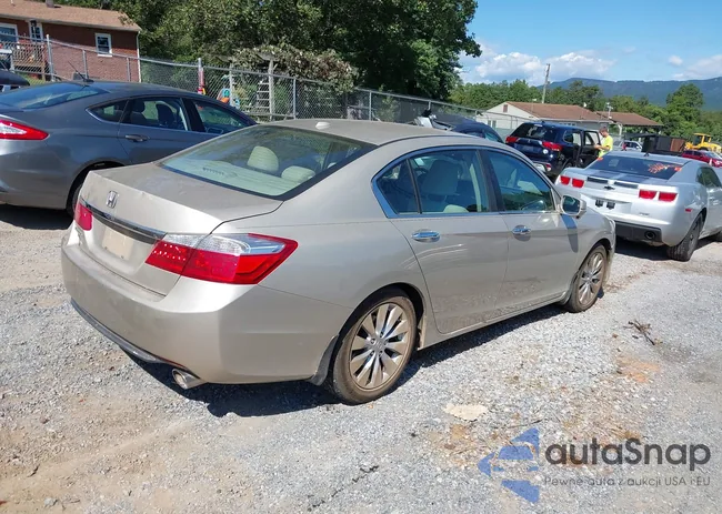 1HGCR2F88EA143941: 43087978